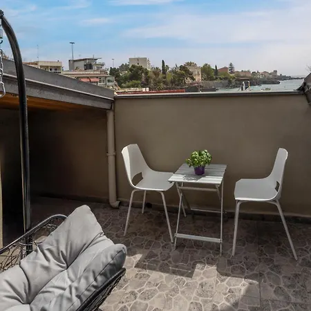 Ciuri's Flat בית נופש קטאניה